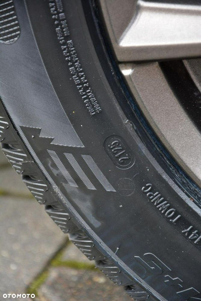 Ford Kuga 2.0 TDCi 4WD Titanium - 37