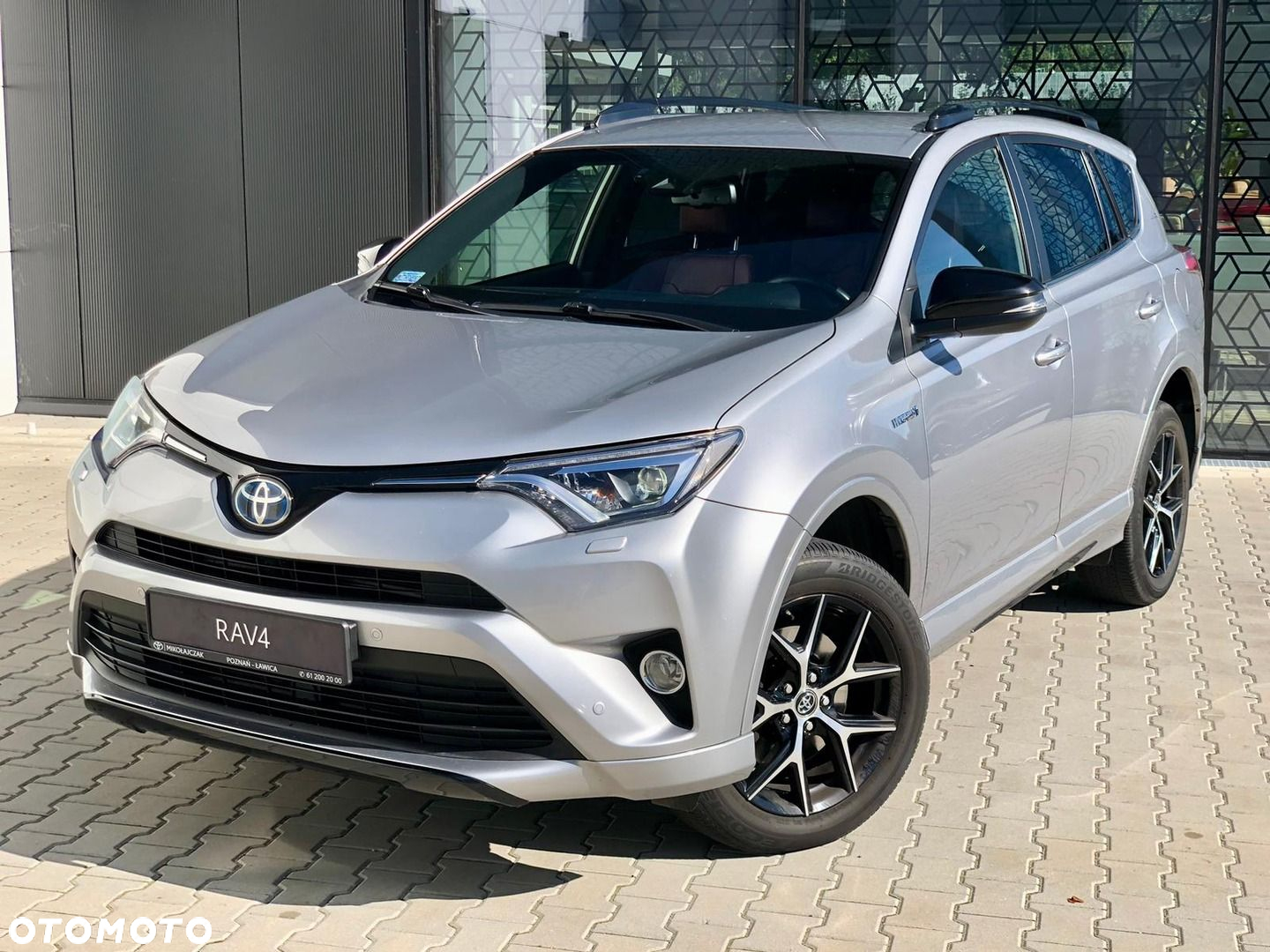 Toyota RAV4 - 9