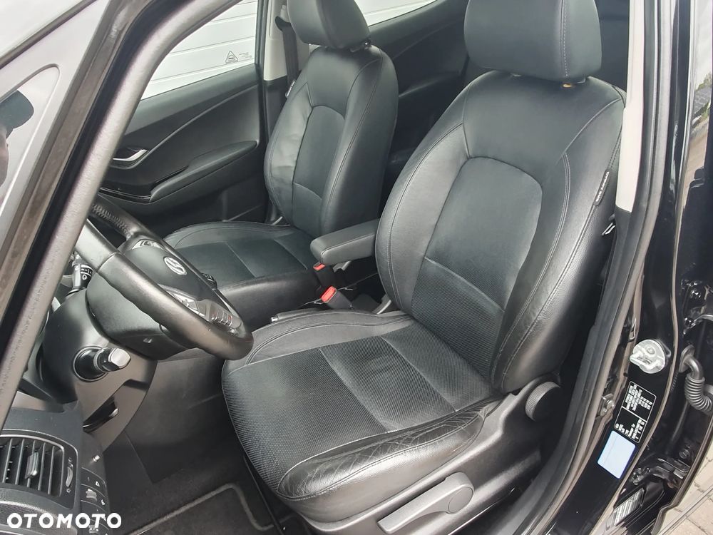 Hyundai ix20 - 26