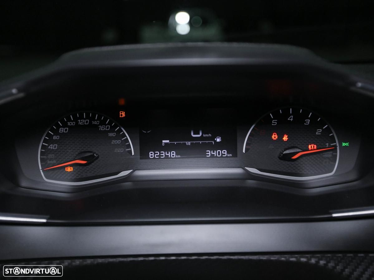 Peugeot 208 1.2 PureTech Active - 13