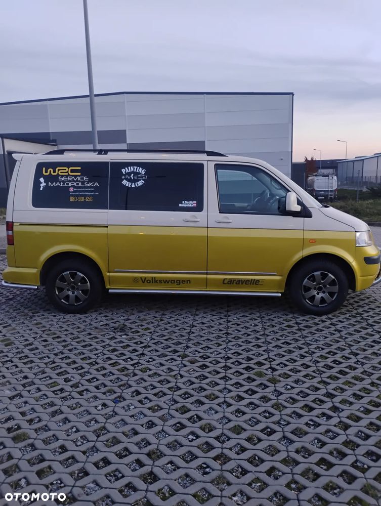 Volkswagen Transporter - 1