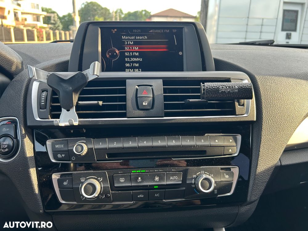 BMW Seria 1 118i Aut. - 3