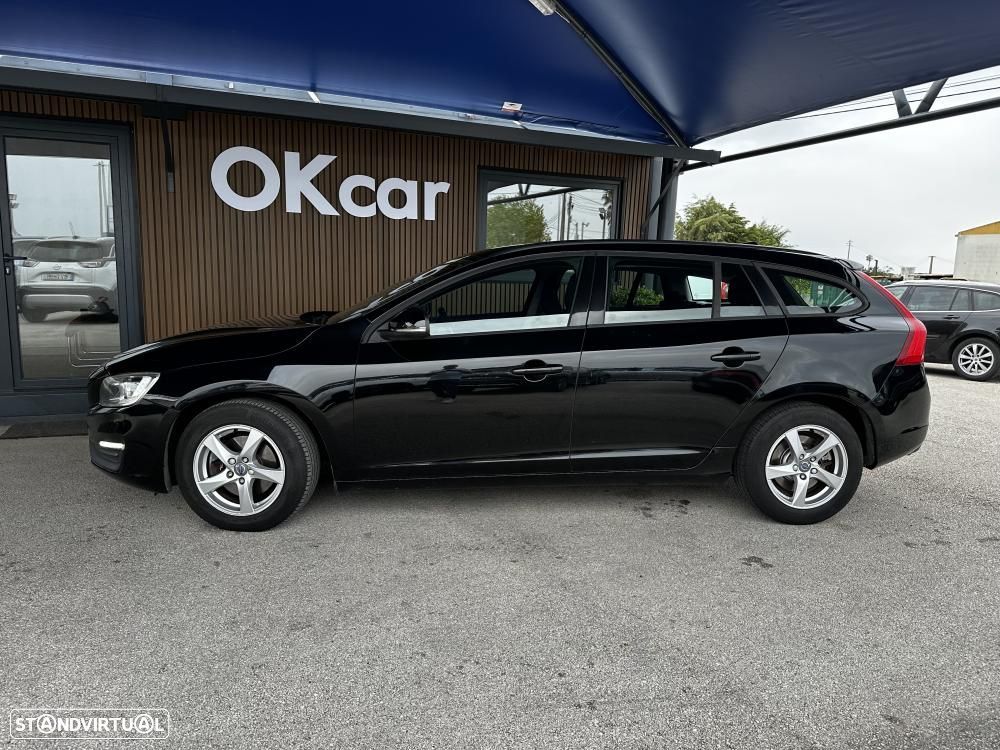 Volvo V60 2.0 D2 Momentum - 16