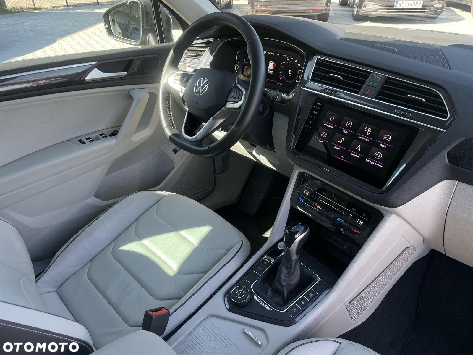 Volkswagen Tiguan - 26
