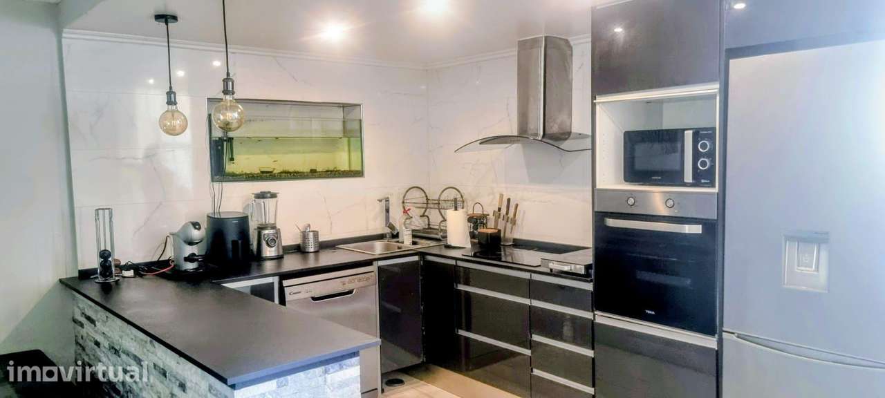 Penthouse T4 Remodelada com Terraço Privativo e Vista Panorâmica sobre - Grande imagem: 4/25