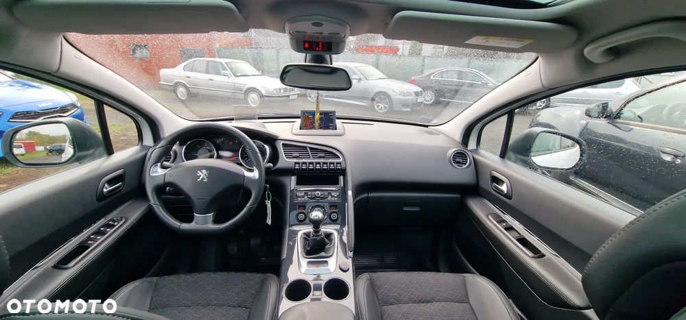 Peugeot 3008 HDi 115 Allure - 7