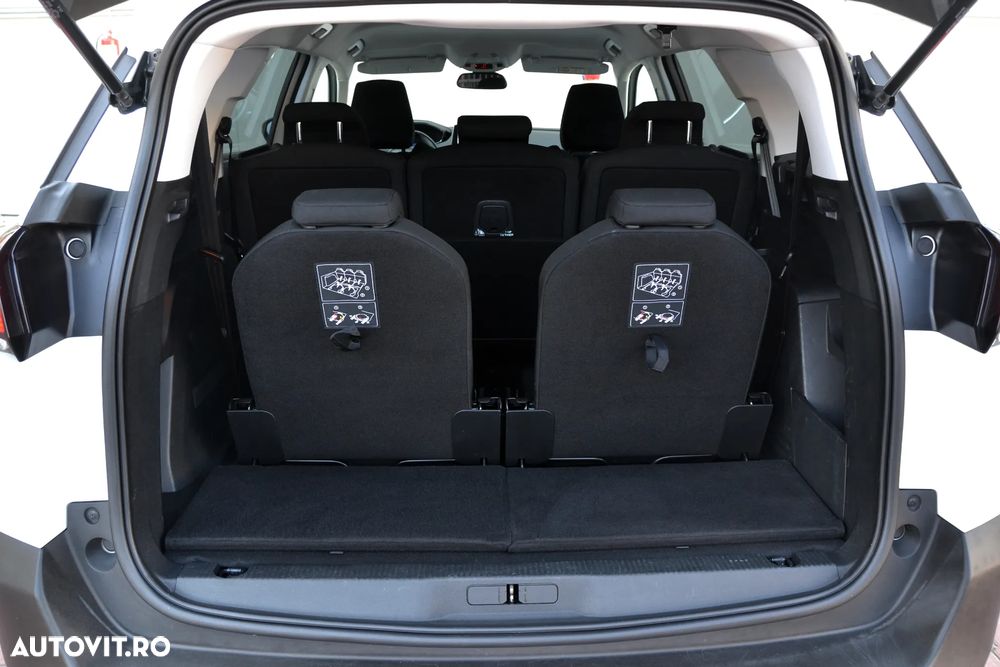 Peugeot 5008 1.5 BlueHDI s&s EAT8 Active - 23