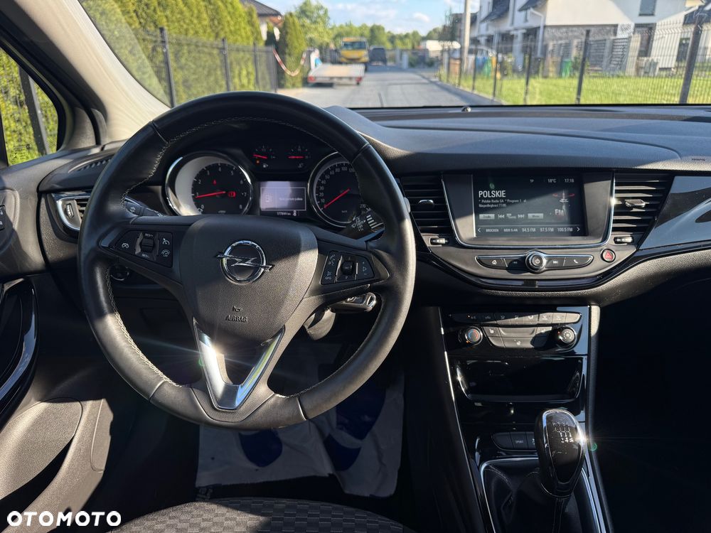 Opel Astra 1.4 Turbo Start/Stop Dynamic - 21