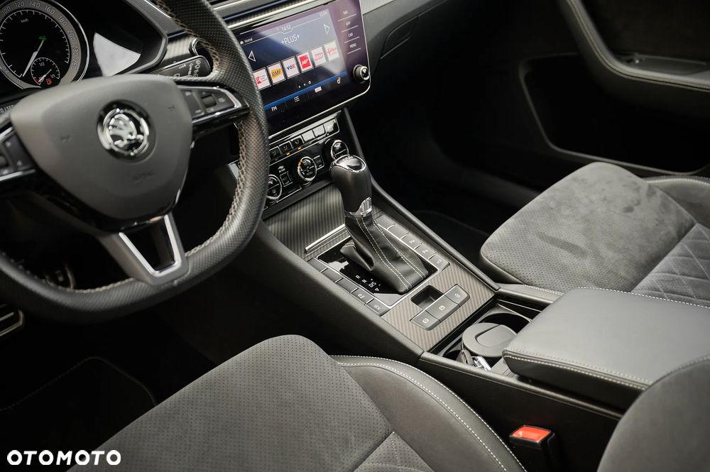 Skoda Superb 1.5 TSI DSG Sportline - 33