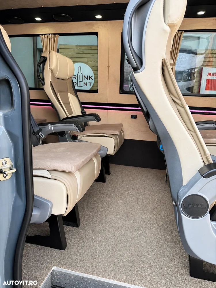 Mercedes-Benz Sprinter - 12