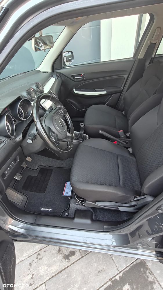 Suzuki Swift - 7