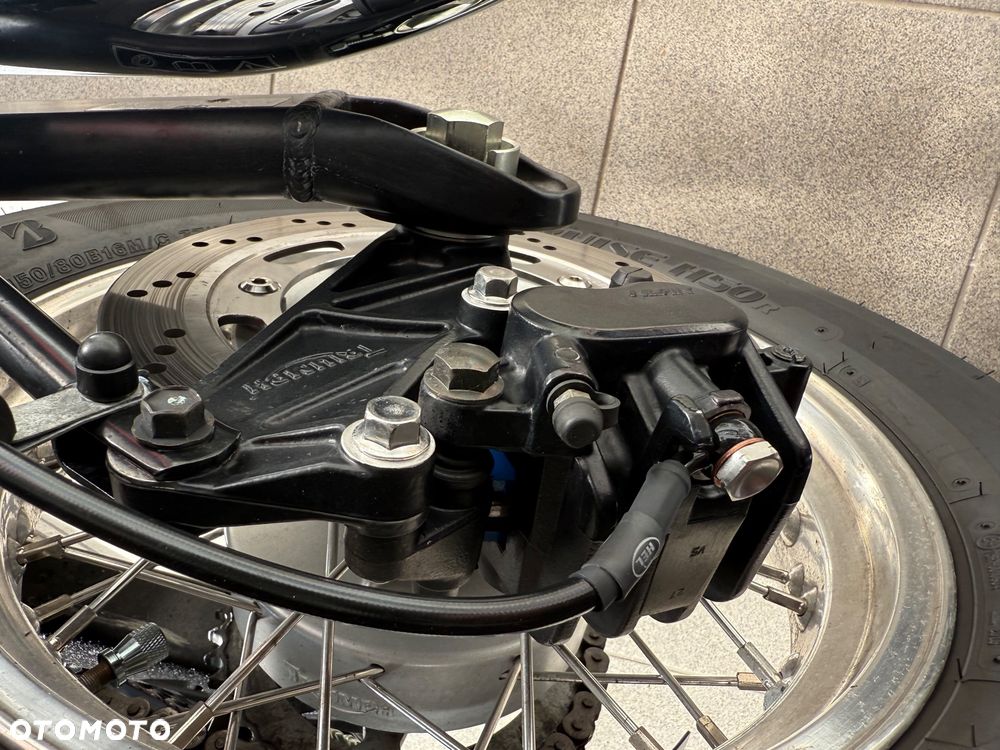 Triumph Thunderbird - 14