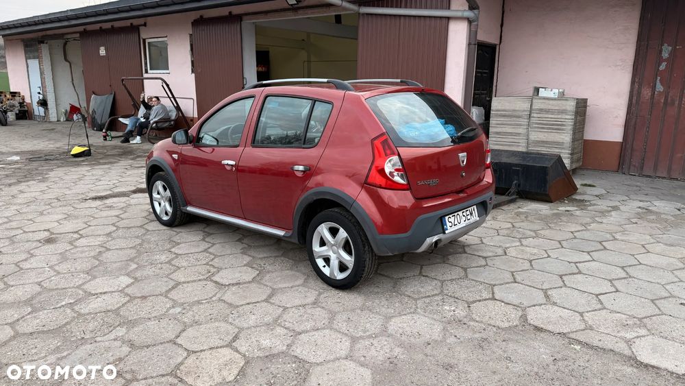 Dacia Sandero 1.6 MPI Stepway - 4