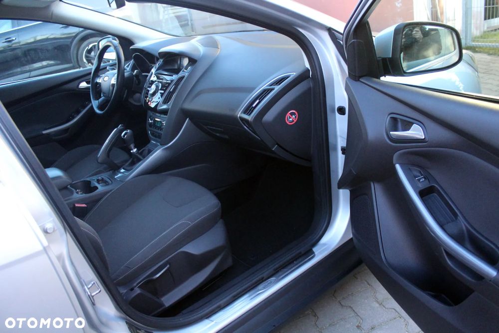 Ford Focus 1.6 EcoBoost Start-Stopp-System SYNC Edition - 19