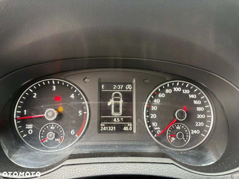 Volkswagen Sharan 2.0 TDI 4Motion BlueMotion Technology Highline - 21