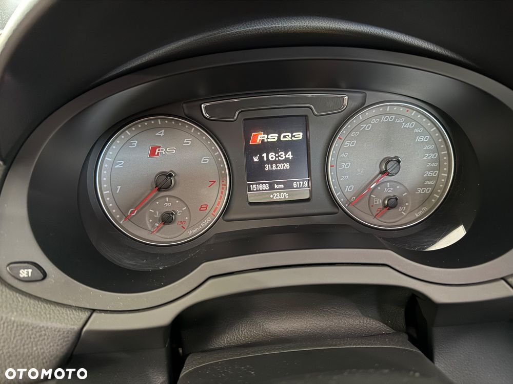 Audi RS Q3 2.5 TFSI quattro S tronic - 14