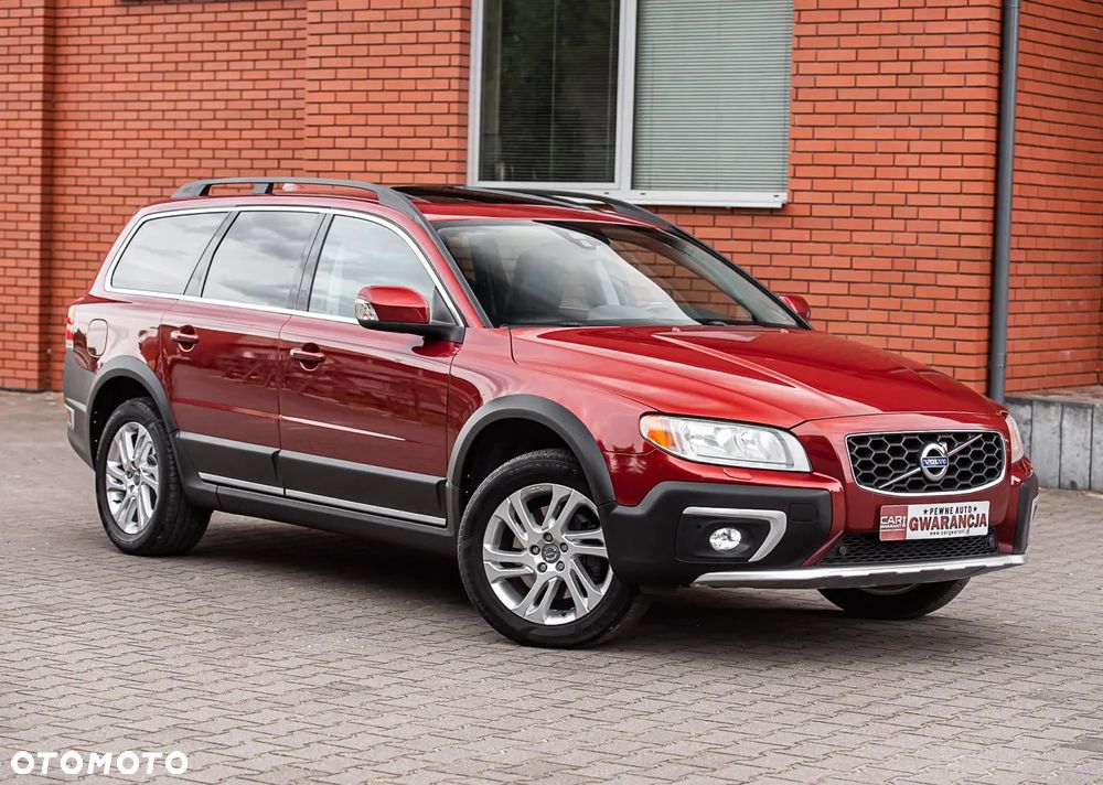 Volvo XC 70 D5 AWD Momentum - 11