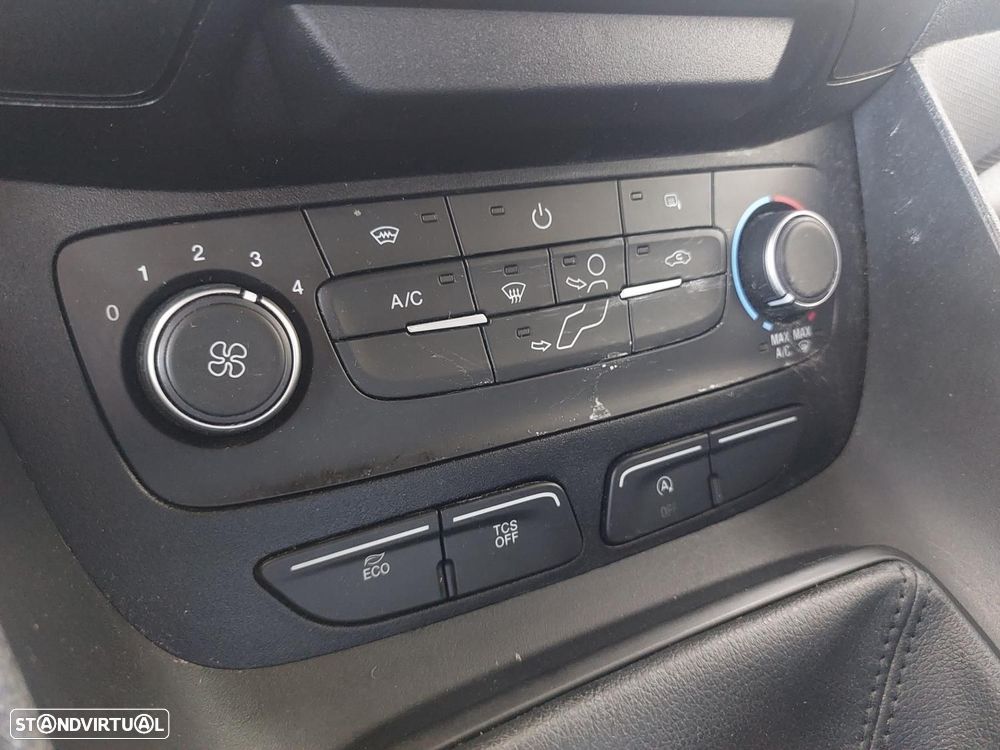 Ford Transit Connect 1.5 TDCI  200 L2 Trend  -  IVA Dedutível - 24