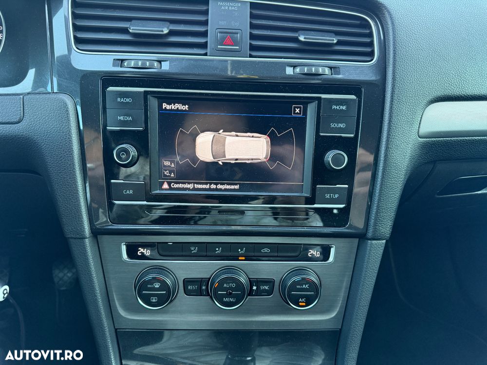 Volkswagen Golf 2.0 BlueTDI Comfortline - 13