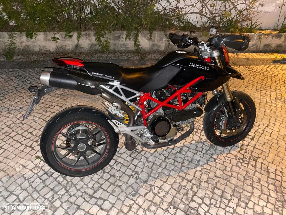 Ducati Hypermotard - 4