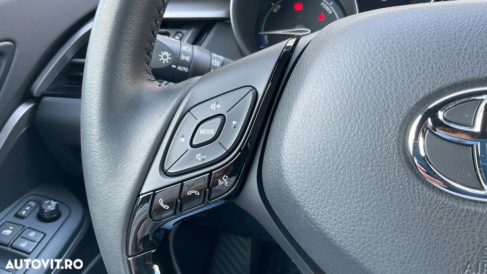Toyota C-HR 1.8 HSD 122 CP 4x2 CVT Core - 19