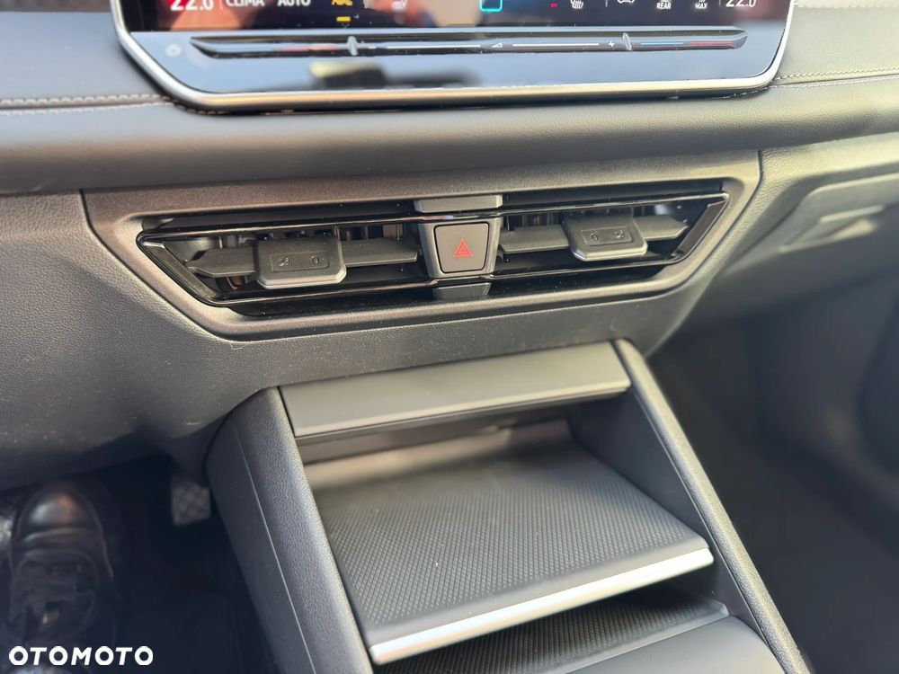 Volkswagen Tiguan - 18