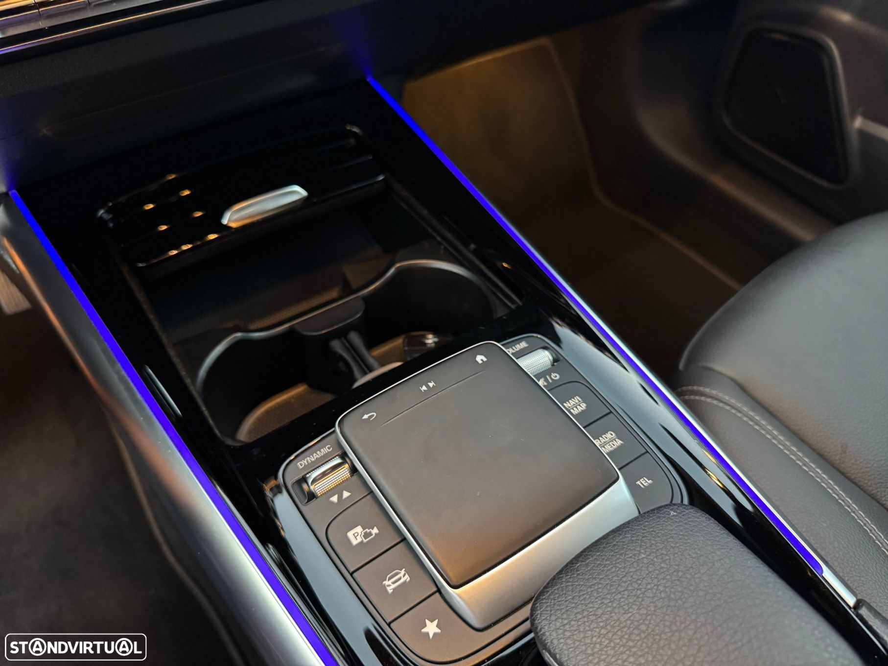 Mercedes-Benz GLA 200 d Progressive - 22