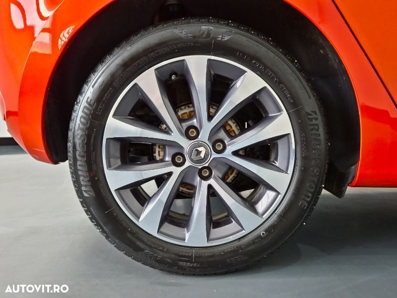 Renault Clio V TCe Intens - 9