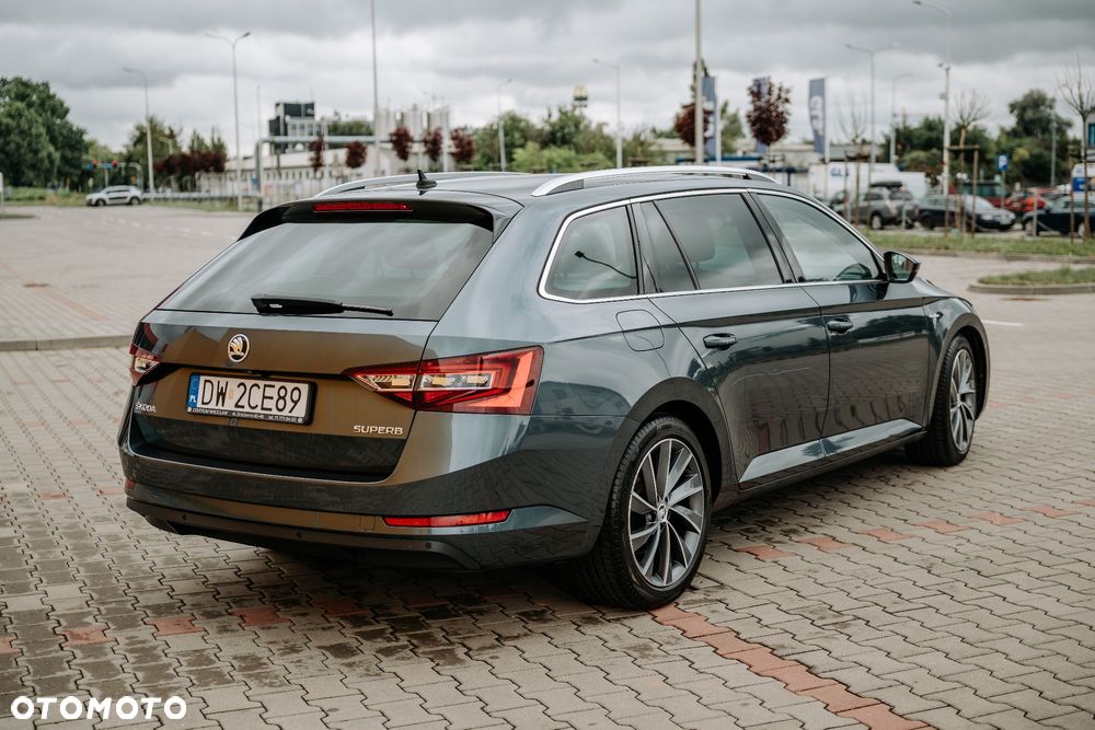 Skoda Superb 2.0 TDI SCR L&K DSG - 4