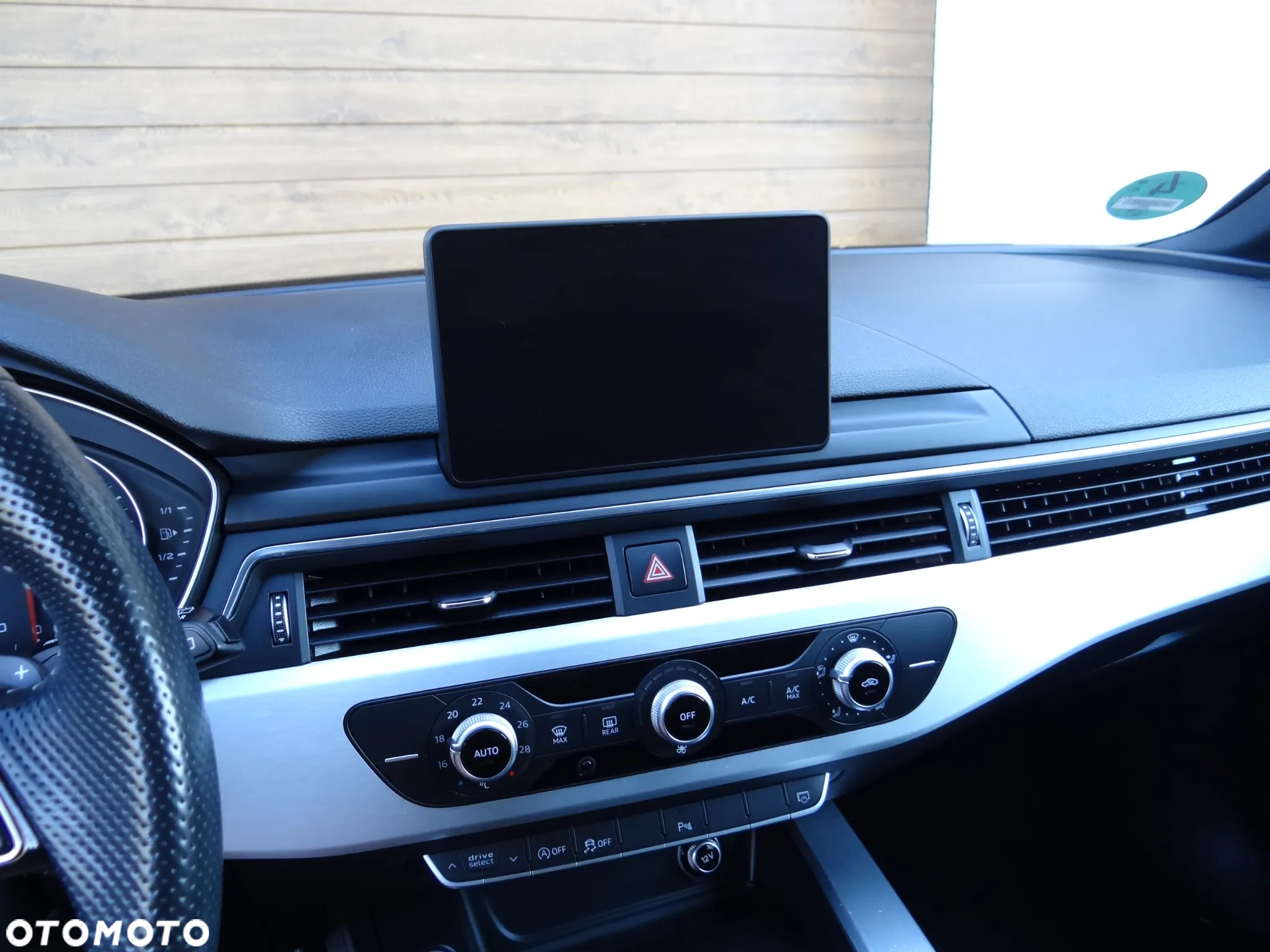 Audi A4 Avant 40 TDI S Line S tronic - 16