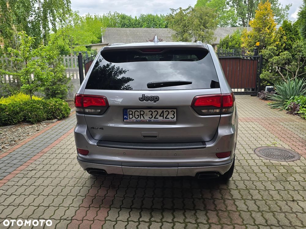 Jeep Grand Cherokee - 15