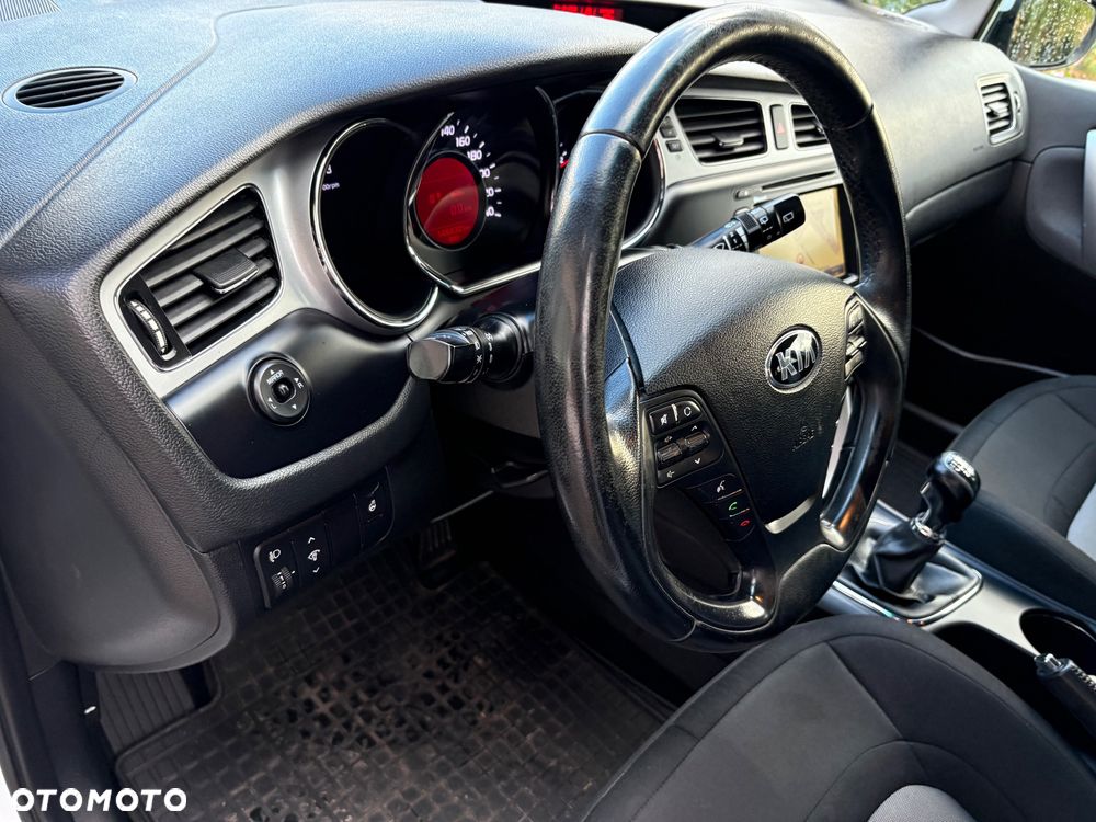 Kia Ceed - 26