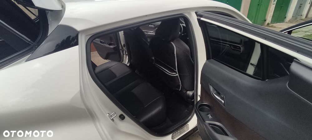 Toyota C-HR 1.2 T Prestige - 10