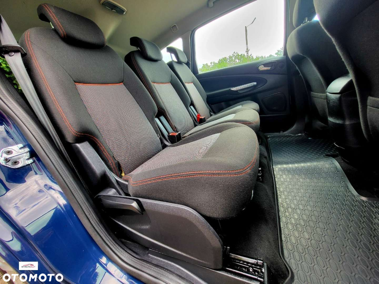 Ford S-Max - 8