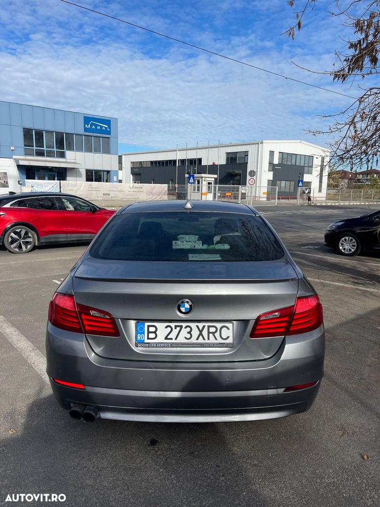 BMW Seria 5 520i Aut. Luxury Line - 5