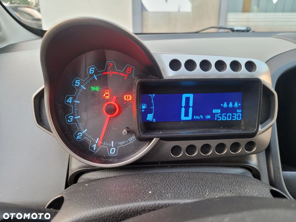Chevrolet Aveo 1.2 LS - 14