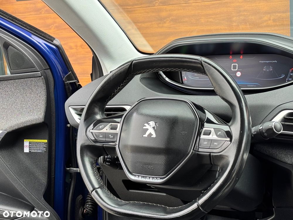 Peugeot 3008 1.2 PureTech Active - 24