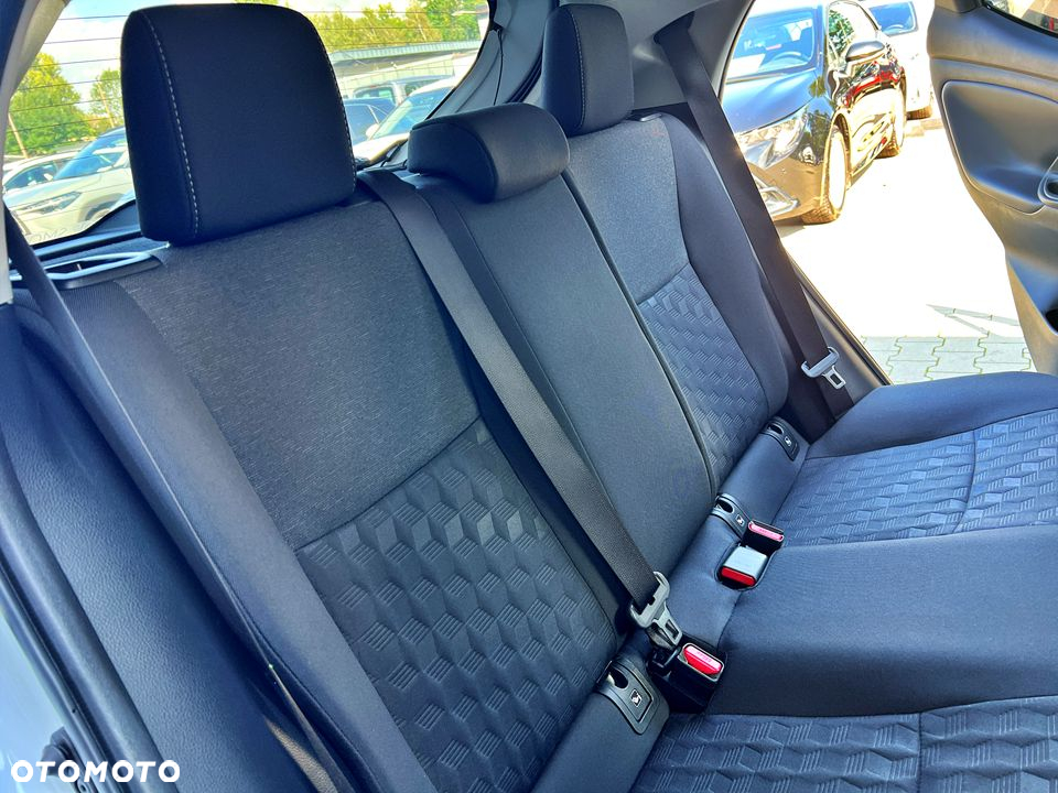 Toyota Yaris Hybrid 1.5 Style - 17