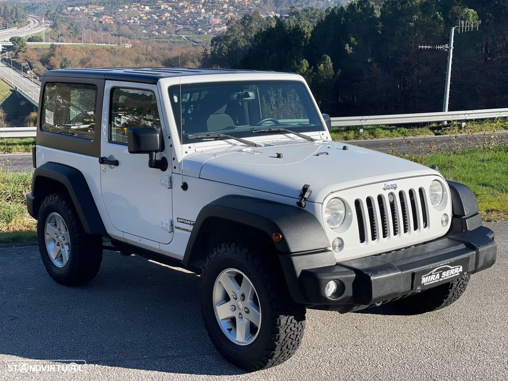 Jeep Wrangler - 8