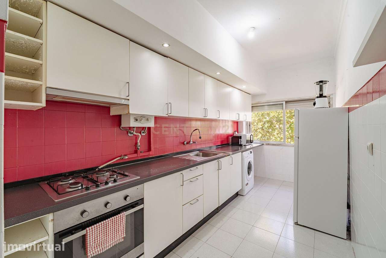Apartamento T2 na Quinta do Rouxinol, Corroios - Grande imagem: 3/33