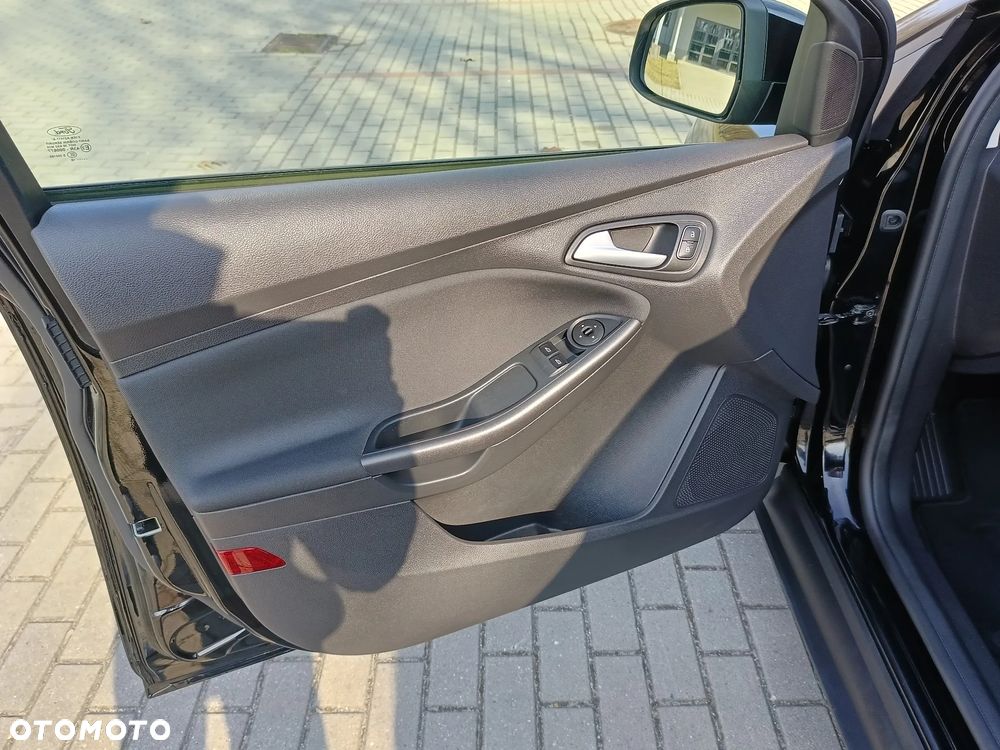 Ford Focus - 11