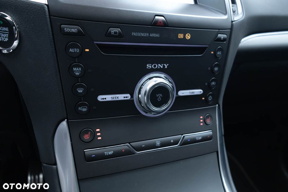 Ford S-Max 2.5 Duratec FHEV ST-LINE - 32