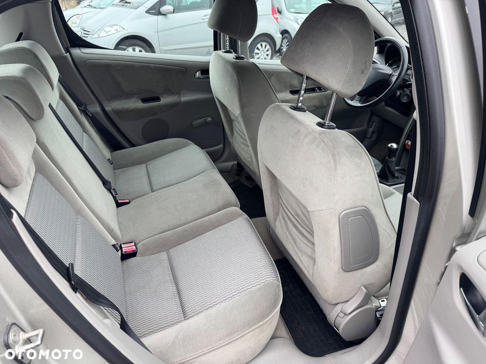 Peugeot 207 1.4 HDi Trendy - 9