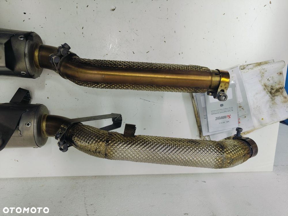 Tłumik Akrapovic Triumph Sclambler 1200 - 5