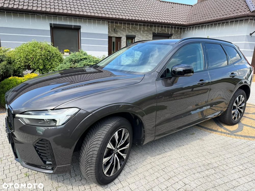 Volvo XC 60 B4 D Ultimate Dark - 4