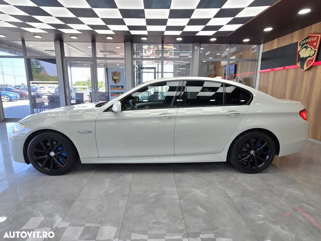 BMW Seria 5 525d Sport-Aut. - 4