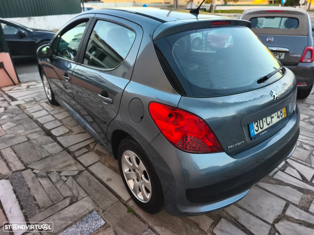 Peugeot 207 1.4 HDi Premium - 37