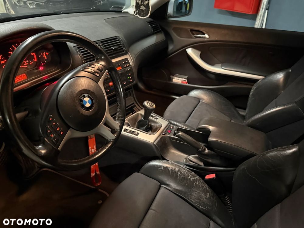 BMW Seria 3 320 CI - 10