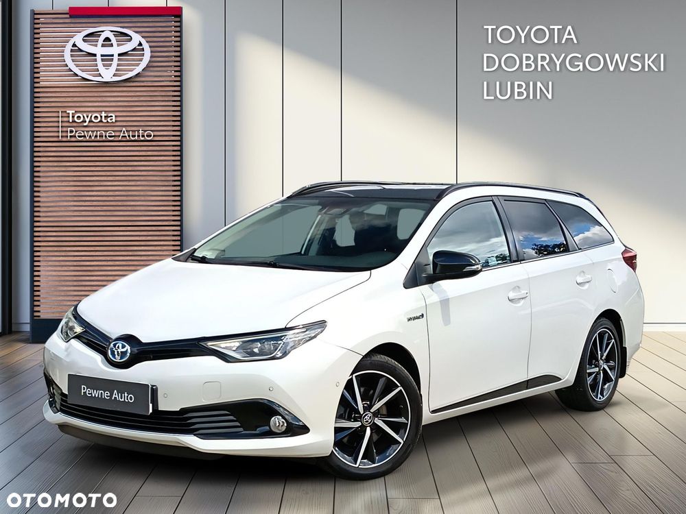 Toyota Auris - 1