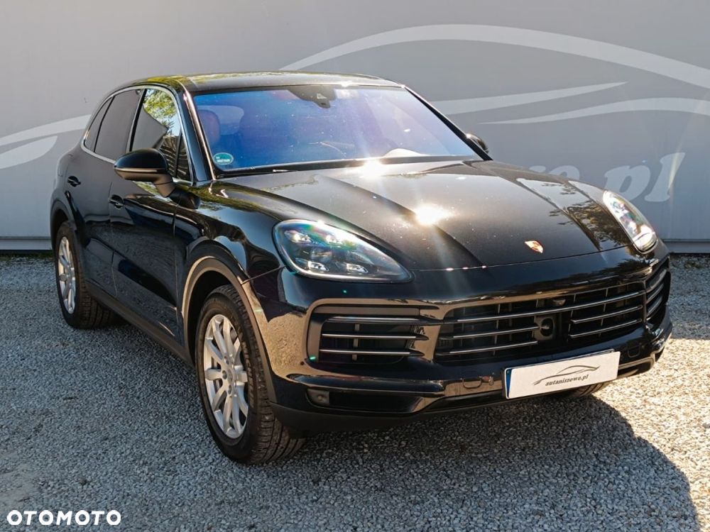 Porsche Cayenne - 2
